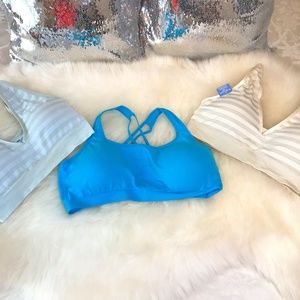💫 Jockey Bras/Joe Fresh Sports Bra Discounted Bundle 💫 NWT & Only Worn Once 🌹